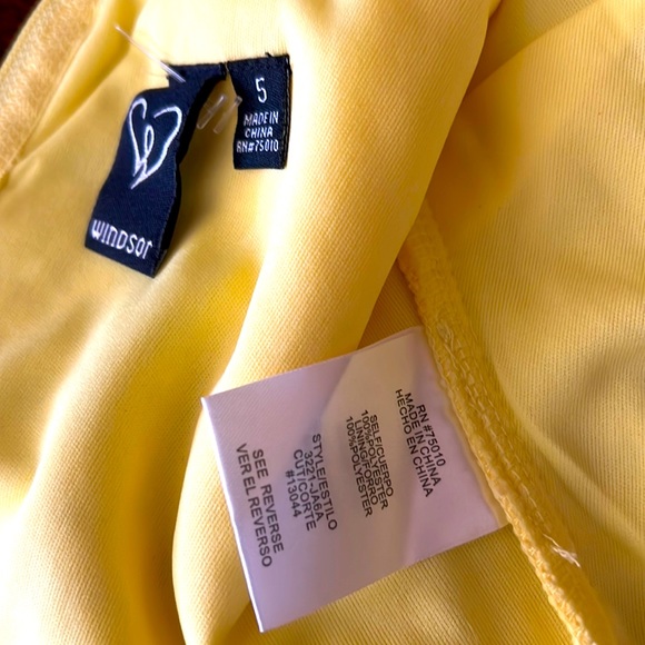 NWT Windsor Yellow Lace Halter Crop Top + Clear Sequins Size Small 5 - Picture 15 of 15